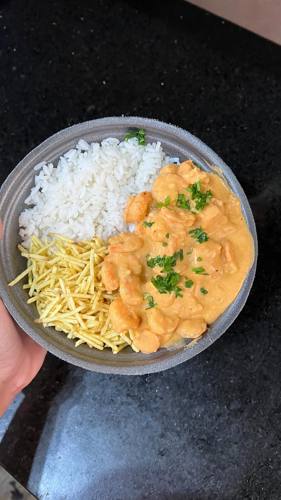 2 Marmitex Grande Com Strogonoff